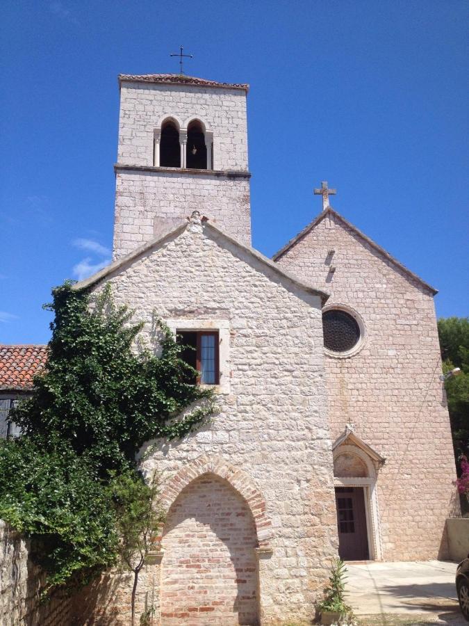 Apartment In Okrug Gornji With Seaview, Balcony, Air Condition, Wifi Trogir Buitenkant foto