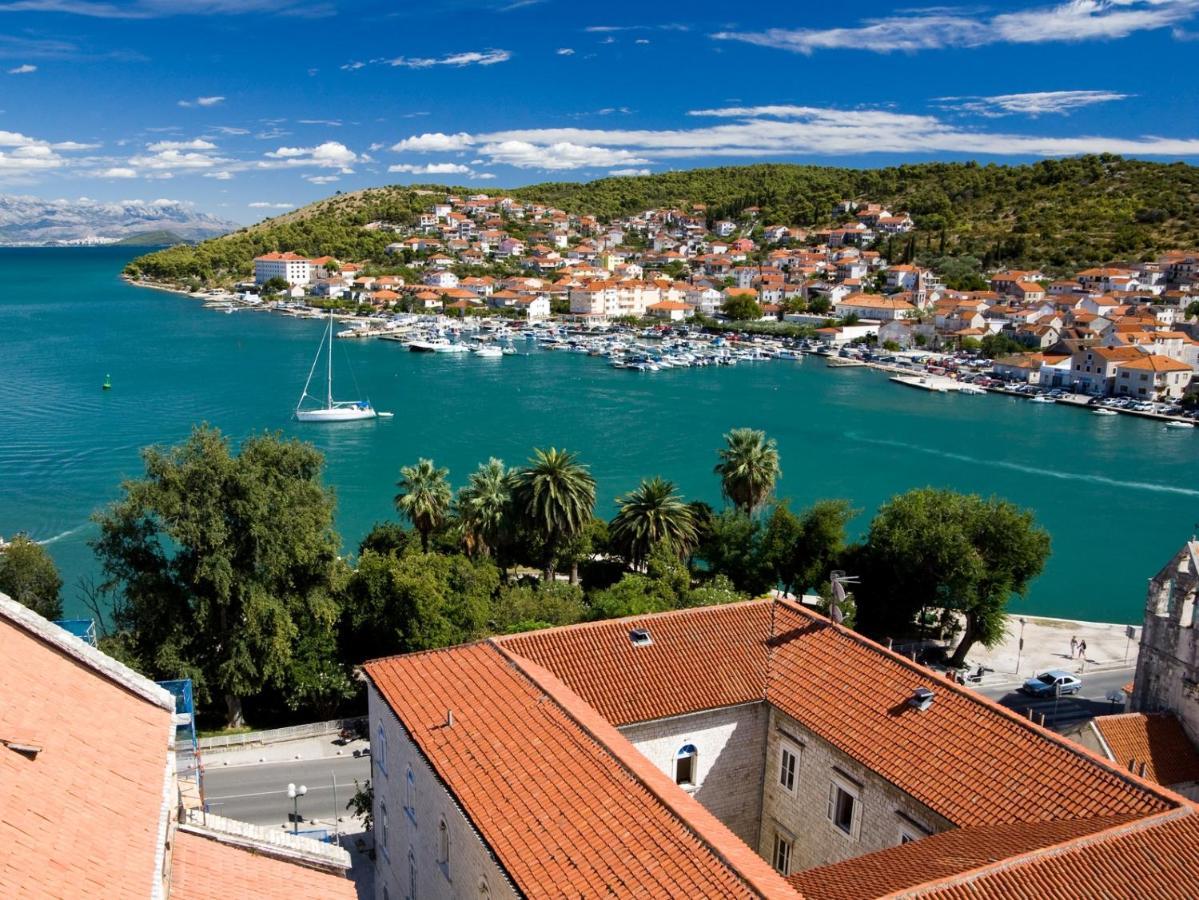 Apartment In Okrug Gornji With Seaview, Balcony, Air Condition, Wifi Trogir Buitenkant foto